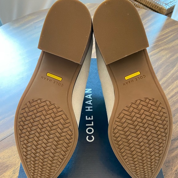 Cole Haan Val Bootie in Birch Suede Size 10 - Picture 2 of 4